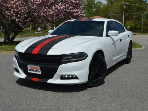 Used 2020 Dodge Charger Police w/ Street Appearance Group image 3