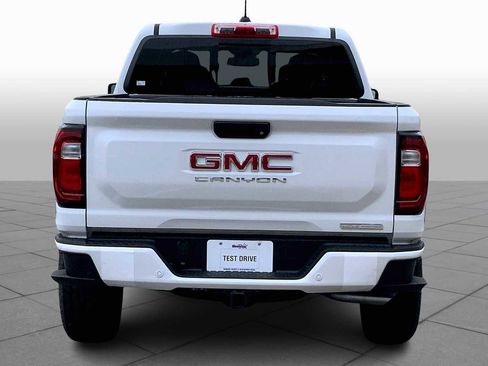 New 2025 GMC Canyon Elevation w/ Convenience Package image 4