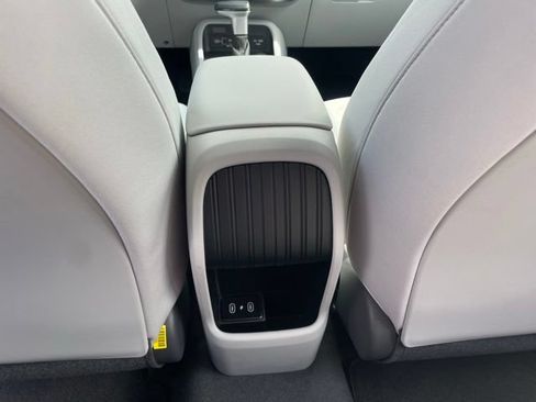 New 2026 Hyundai Kona SE FWD image 19