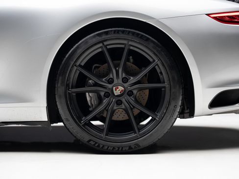 Used 2018 Porsche 911 Carrera RWD image 21
