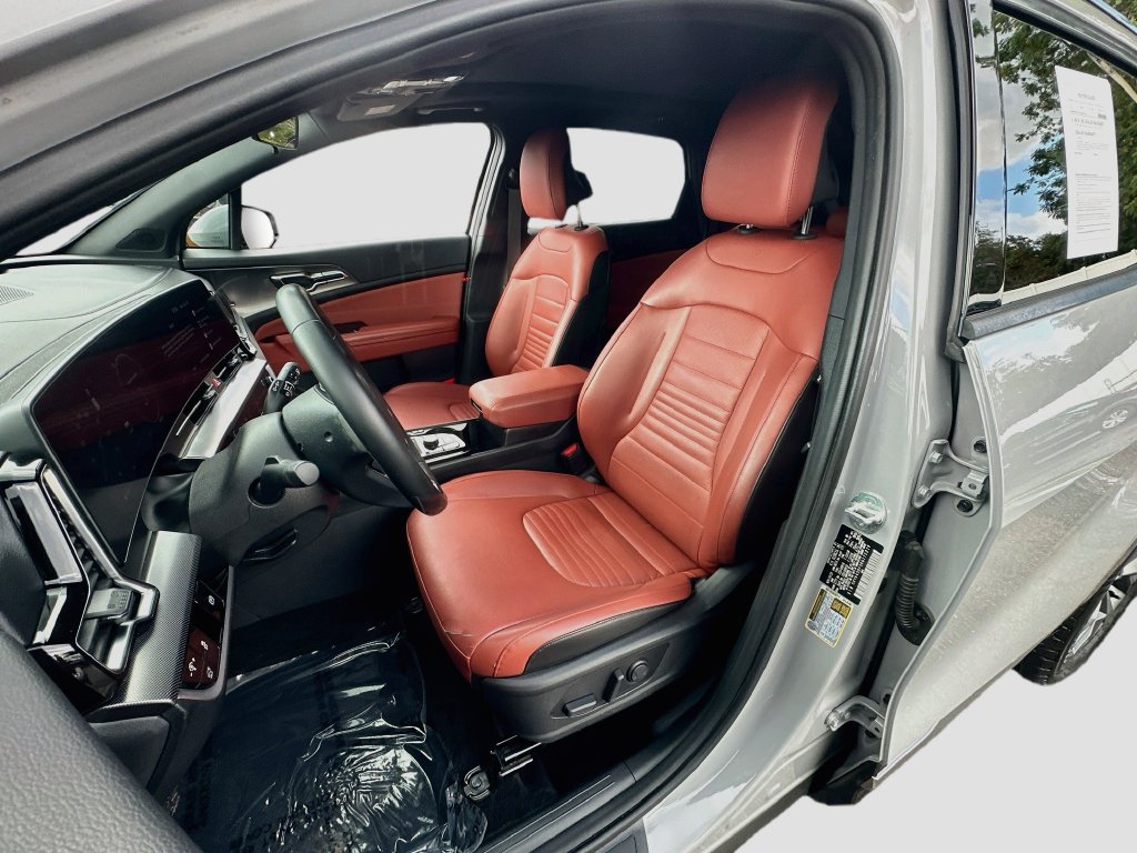 Certified 2024 Kia Sportage SX FWD image 18