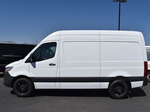 New 2025 Mercedes-Benz Sprinter 2500 image 3