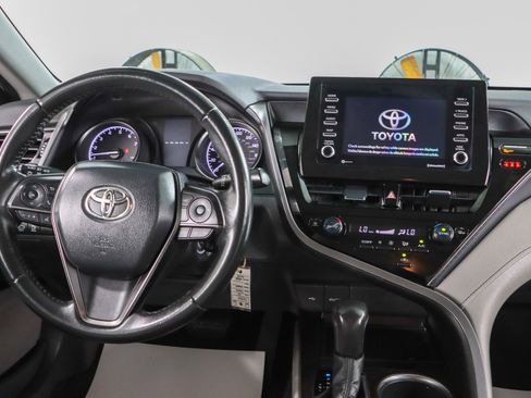 Used 2023 Toyota Camry SE FWD image 17