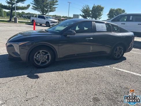 Used 2025 Kia K4 FWD image 14
