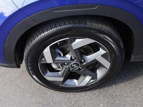 Certified 2026 Hyundai Venue SEL FWD image 10