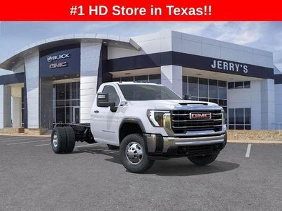 New 2026 GMC Sierra 3500 Pro w/ Convenience Package