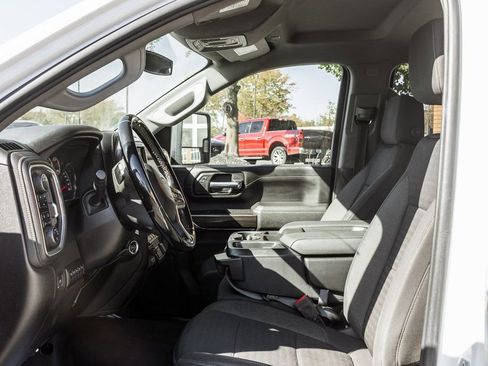 Used 2023 Chevrolet Silverado 3500 LT w/ Convenience Package image 22