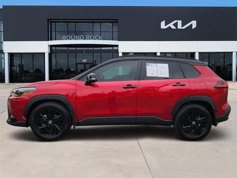 Used 2025 Toyota Corolla Cross AWD Hybrid image 4