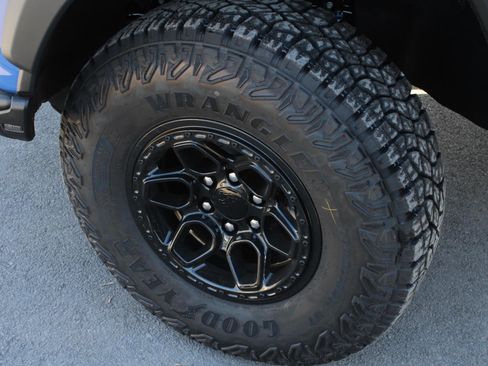 New 2026 Chevrolet Colorado ZR2 w/ ZR2 Bison Edition image 15