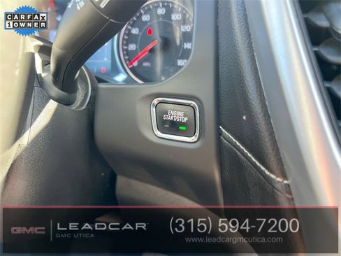 Used 2021 GMC Acadia SLE image 16