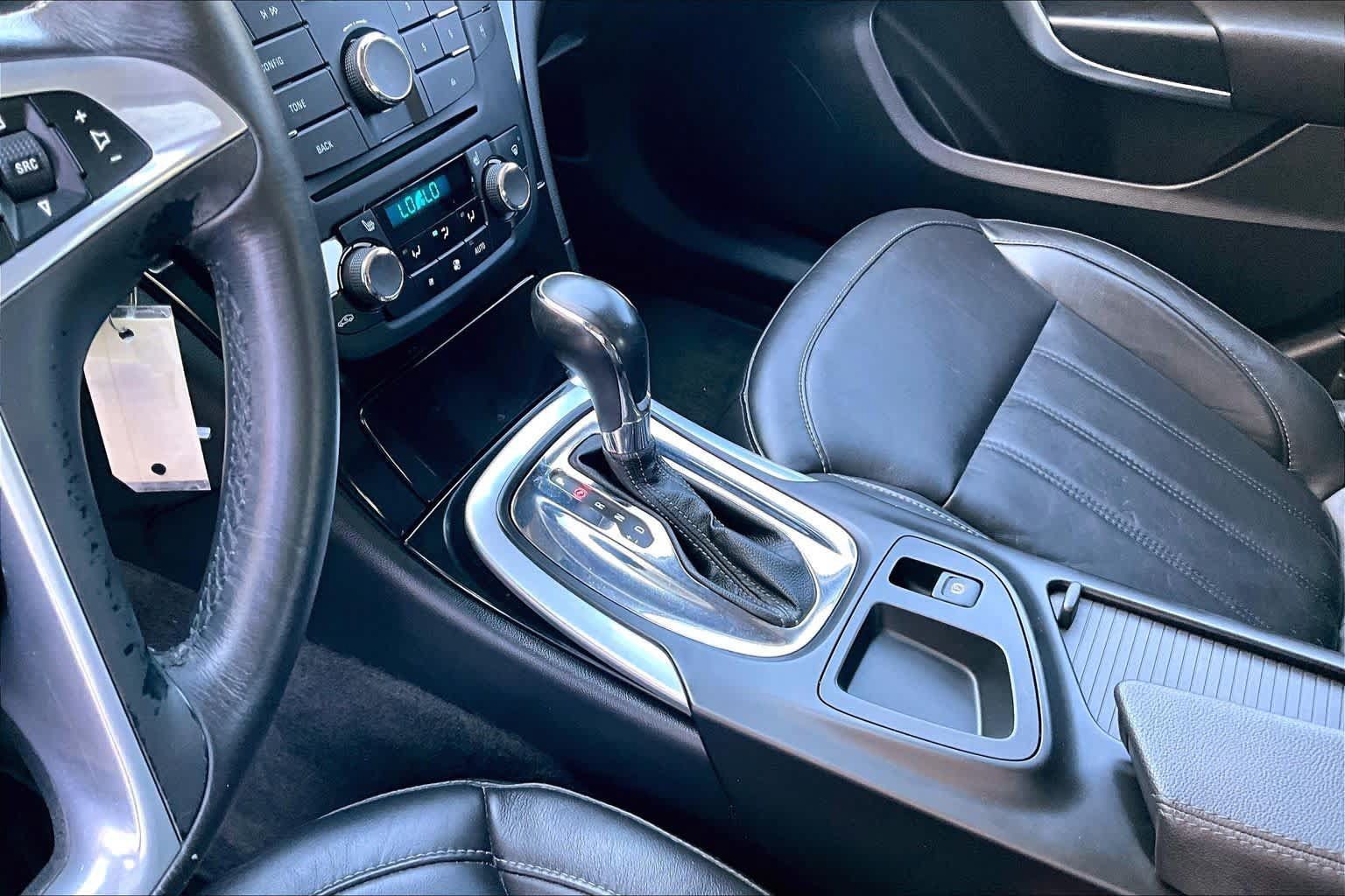 Used 2011 Buick Regal CXL FWD image 16