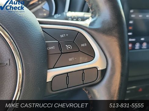 Used 2018 Jeep Compass Latitude w/ Popular Equipment Group AWD/4WD image 17