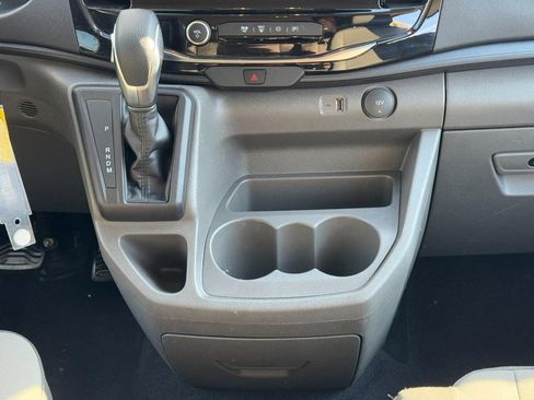Used 2024 Ford Transit 350 XLT image 15