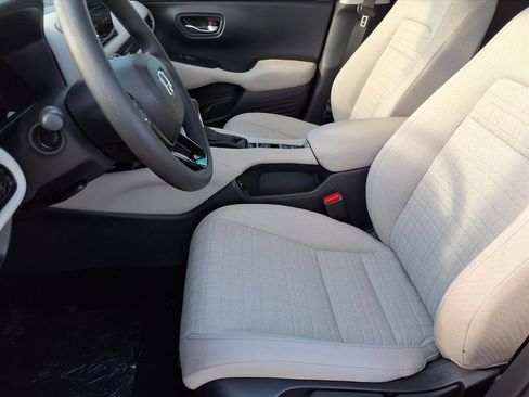 New 2026 Honda HR-V LX image 7