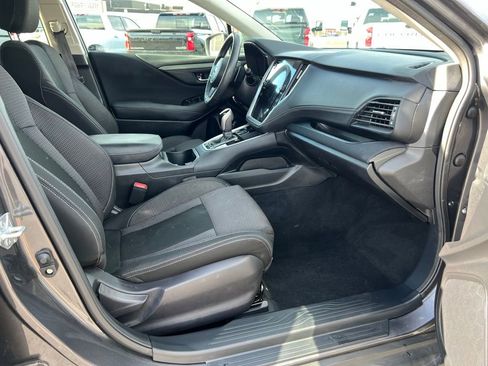 Used 2022 Subaru Outback Premium AWD/4WD image 14