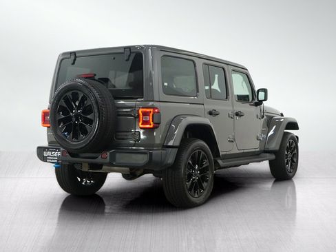 Used 2023 Jeep Wrangler Unlimited Sahara w/ Cold Weather Group AWD/4WD image 5