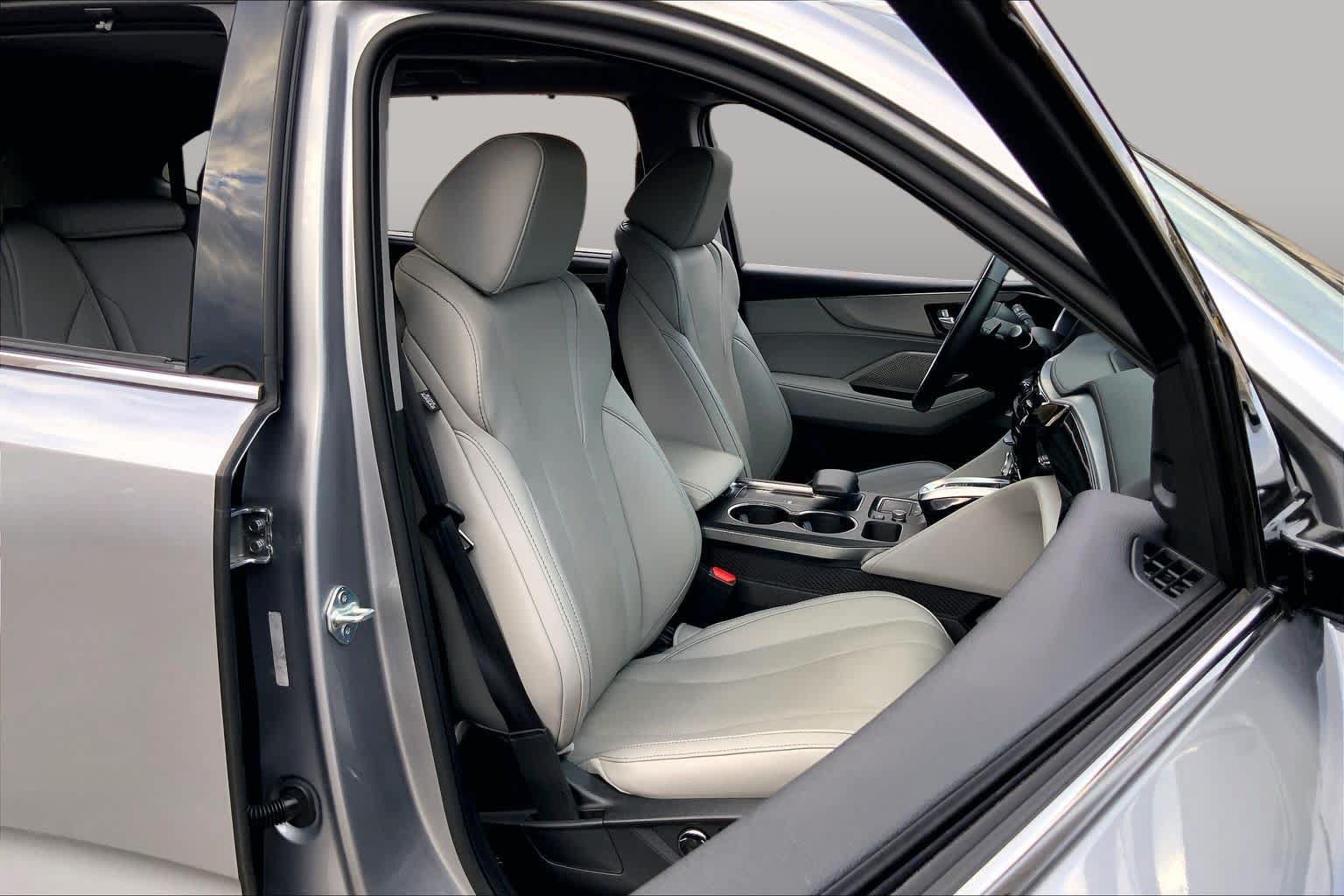 Used 2024 Acura MDX w/ Technology Package AWD/4WD image 9