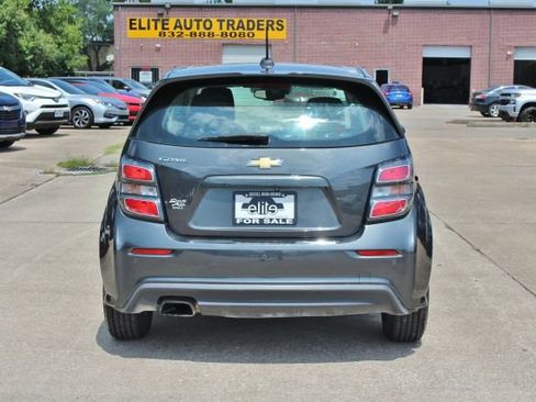 Used 2020 Chevrolet Sonic LT image 7