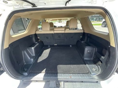 Used 2015 Toyota 4Runner SR5 Premium RWD image 15