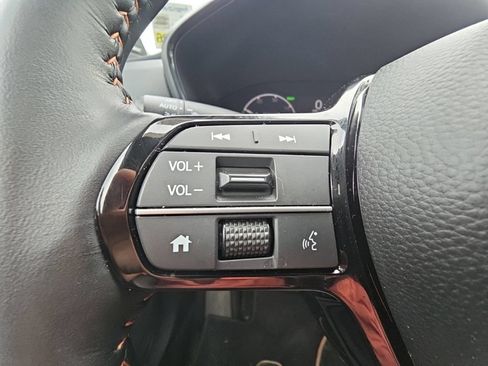Used 2025 Honda CR-V Sport Touring image 31