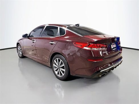 Used 2019 Kia Optima EX w/ EX Premium Package image 9
