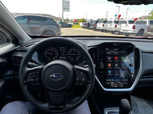 Used 2025 Subaru Crosstrek 2.5i Premium AWD/4WD image 5