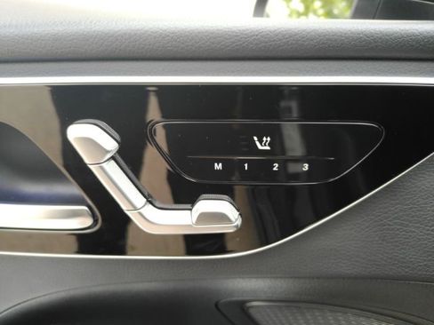 Used 2022 Mercedes-Benz C 300 Sedan image 13