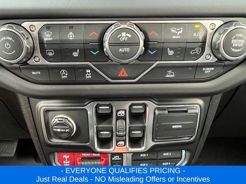 New 2026 Jeep Wrangler Unlimited Rubicon image 17