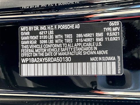 Used 2024 Porsche Cayenne Coupe image 26