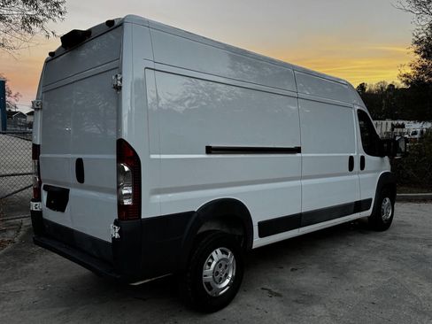 Used 2017 RAM ProMaster 3500 w/ Interior Convenience Group image 8