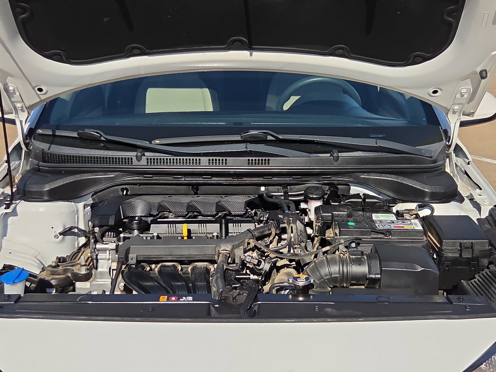 Used 2020 Hyundai Accent SE w/ Cargo Package FWD image 27