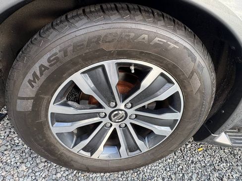 Used 2020 Nissan Armada SL RWD image 30