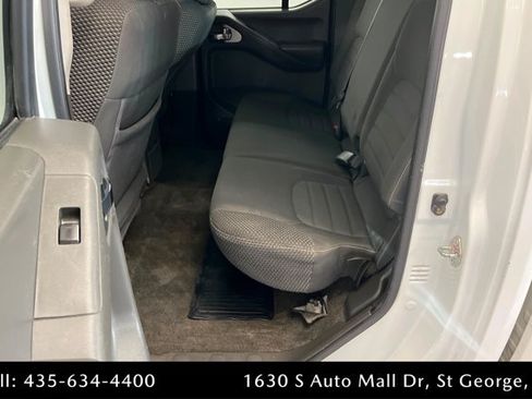 Used 2018 Nissan Frontier PRO-4X AWD/4WD image 21