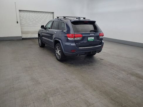 Used 2019 Jeep Grand Cherokee Overland AWD/4WD image 5