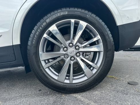 Certified 2025 Cadillac XT5 Premium Luxury w/ Technology Package FWD image 19