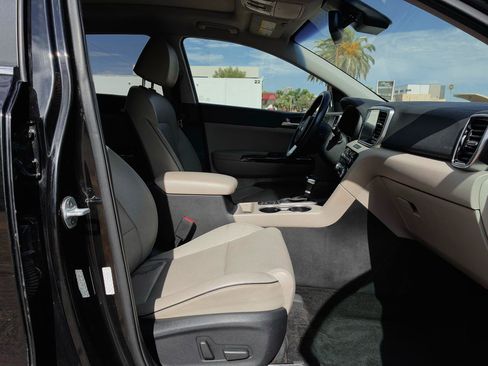 Used 2020 Kia Sportage EX w/ EX Technology Package AWD/4WD image 24