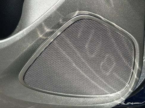 Used 2023 Buick Encore GX Select w/ Safety Package II FWD image 24