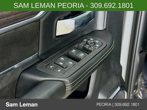 New 2026 RAM 2500 Laramie w/ Night Edition AWD/4WD image 18