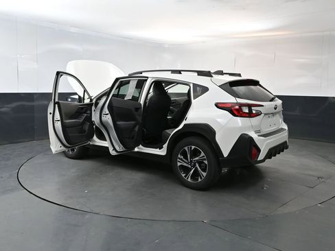 Used 2024 Subaru Crosstrek 2.0i Premium AWD/4WD image 28