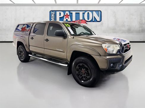 Used 2015 Toyota Tacoma PreRunner w/ SR5 Package RWD image 1