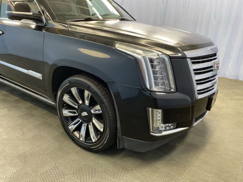 Used 2016 Cadillac Escalade Platinum image 52