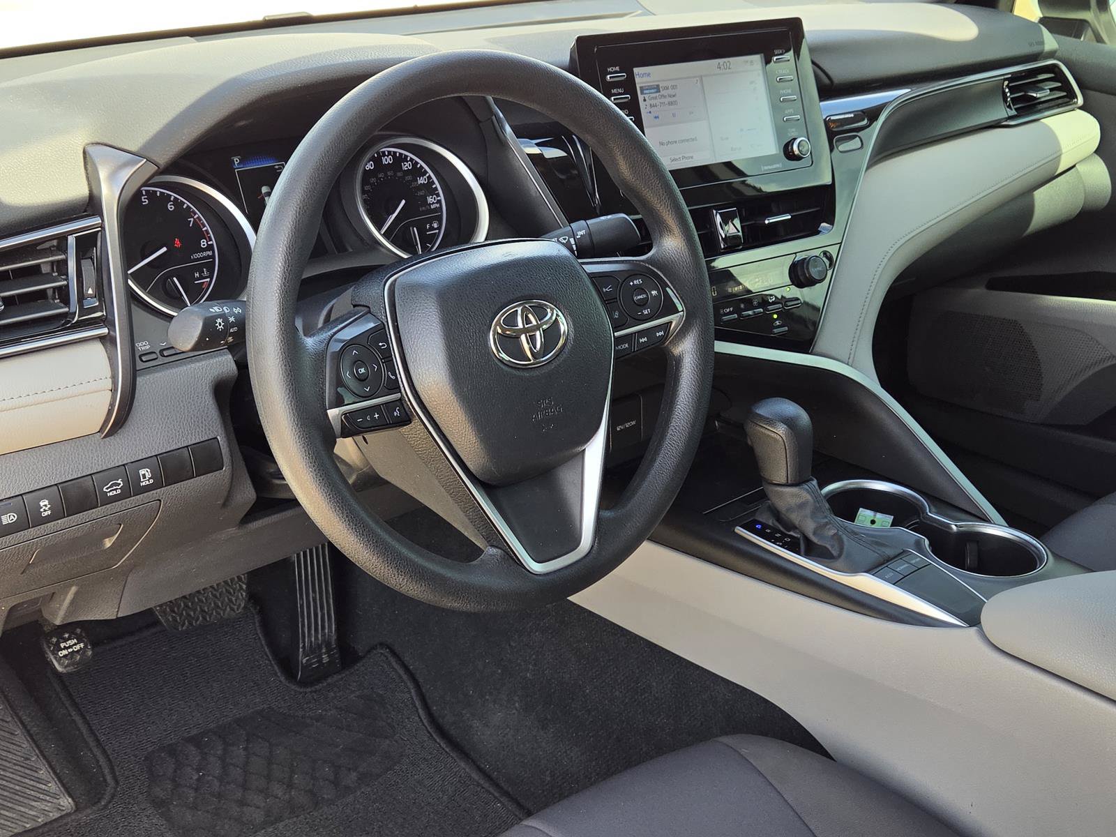 Used 2024 Toyota Camry LE w/ Convenience Package FWD image 28