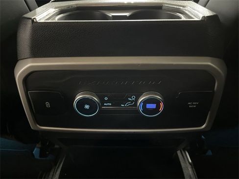 Used 2024 Ford Expedition XLT image 36