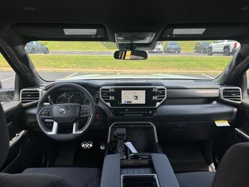 New 2026 Toyota Tundra SR5 AWD/4WD image 18