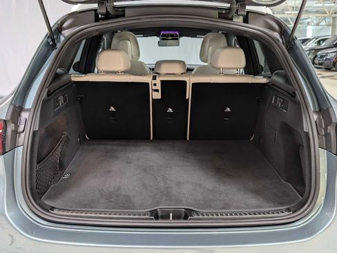 Used 2025 Mercedes-Benz GLC 300 4MATIC image 14