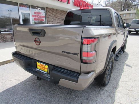 Used 2023 Nissan Frontier PRO-4X w/ Pro-4X Premium Package AWD/4WD image 12