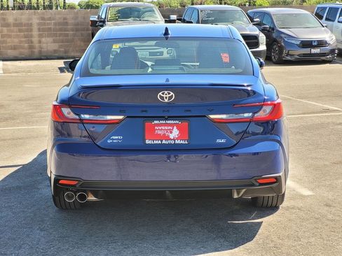 Used 2025 Toyota Camry SE AWD/4WD image 6