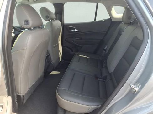 Certified 2025 Chevrolet Trax ACTIV w/ Sunroof Package FWD image 14