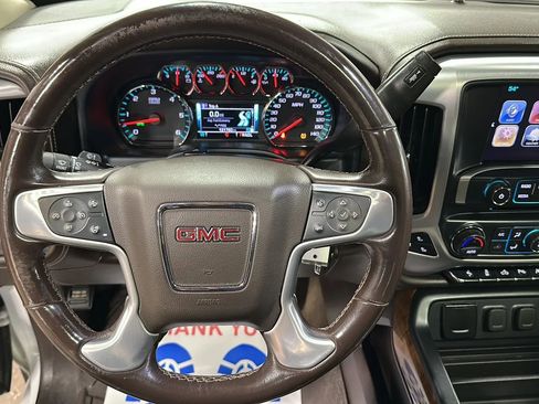 Used 2018 GMC Sierra 1500 SLT AWD/4WD image 19