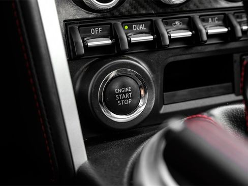 Used 2020 Subaru BRZ Limited image 18